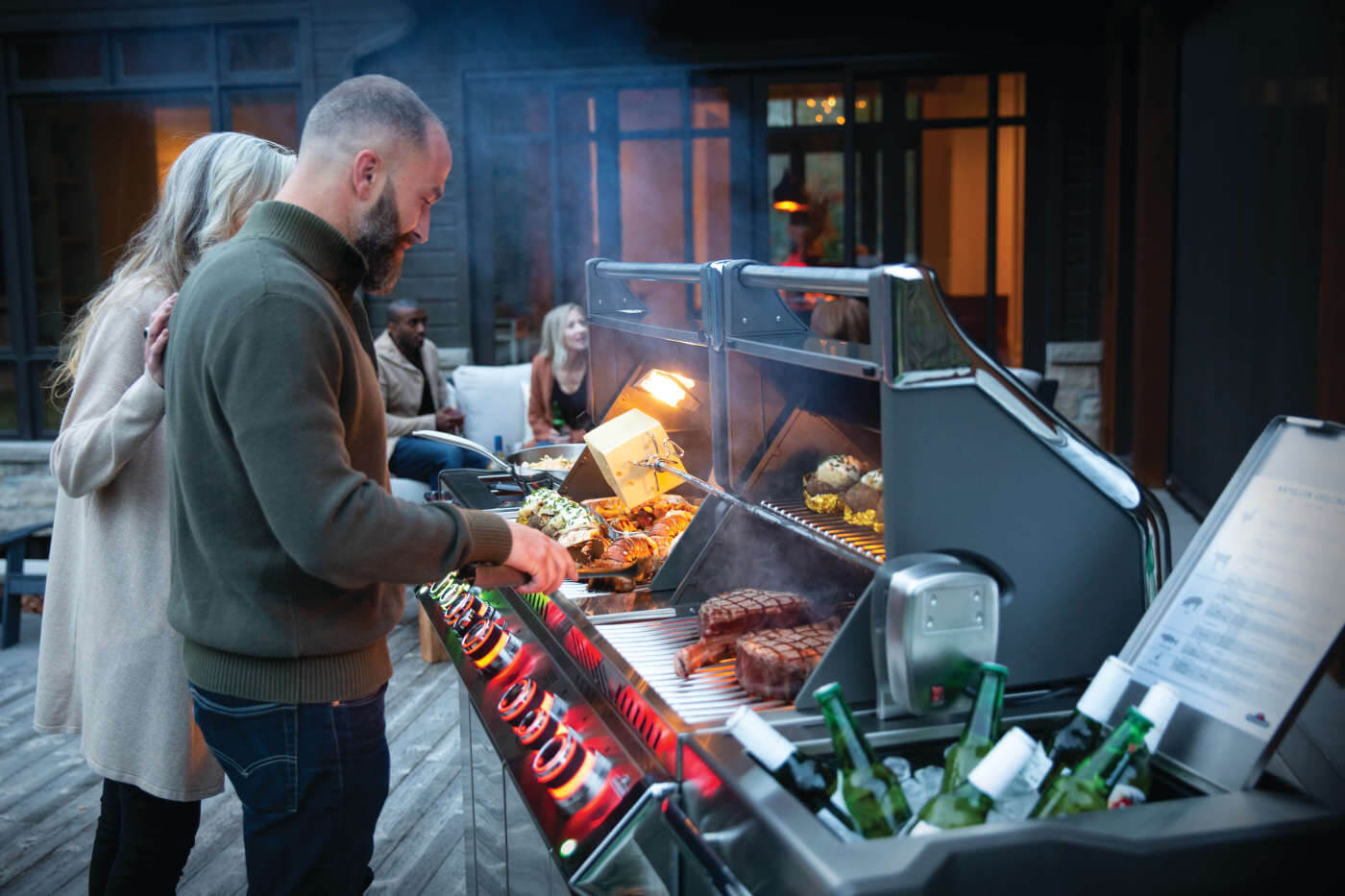Napoleon Prestige PRO 825 RSBI Freestanding Grill