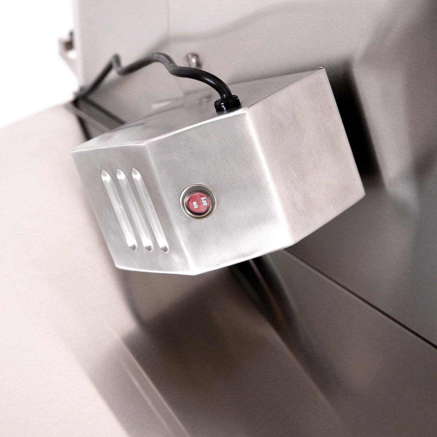 American Made Grills Encore 54 Inch Hybrid Grill